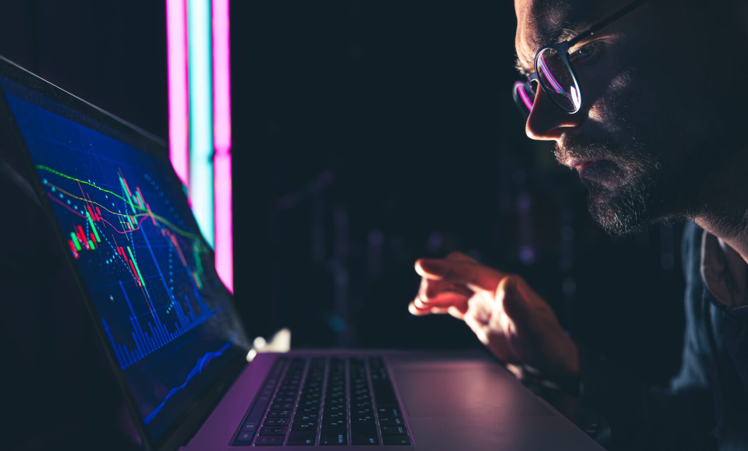 O que é Day Trade? Entenda como funciona e se vale a pena investir O que é Day Trade? Entenda como funciona e se vale a pena investir