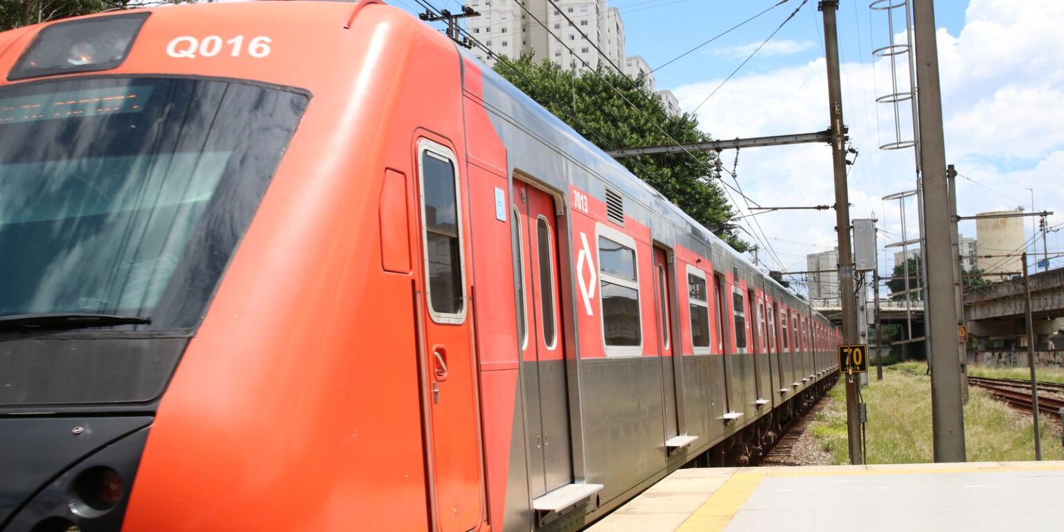 Privatização das Linhas de Trem da CPTM pelo Governo de São Paulo Privatização das Linhas de Trem da CPTM pelo Governo de São Paulo