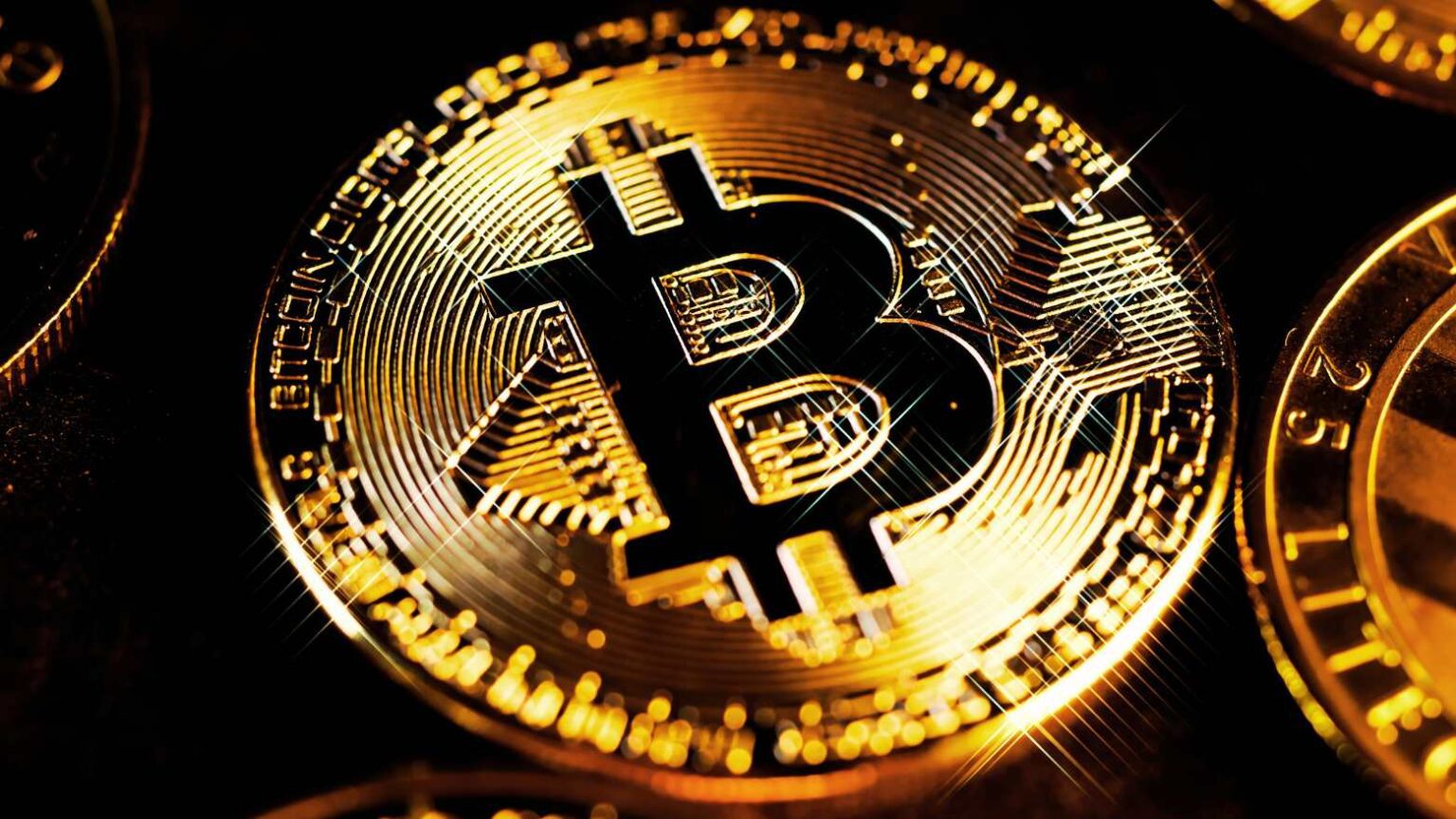Bitcoin Despenca Abaixo de US$ 80 mil em Domingo de Quedas no Mercado de Criptomoedas