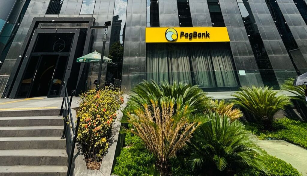 PagBank é eleito pela Forbes um dos melhores bancos do mundo em 2025
