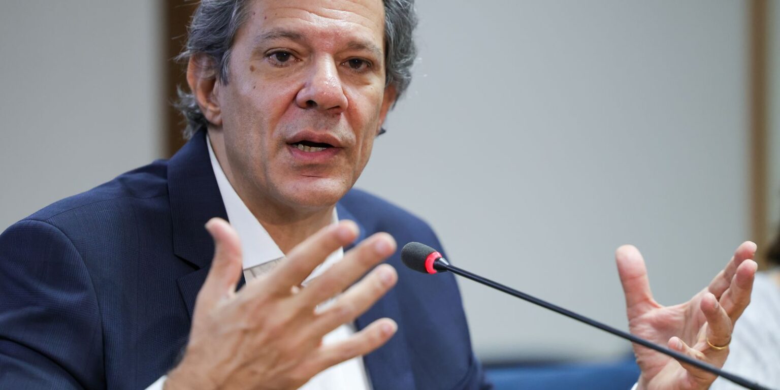 Haddad Debate Transição Ecológica e Reforma do G20 na França Haddad Debate Transição Ecológica e Reforma do G20 na França