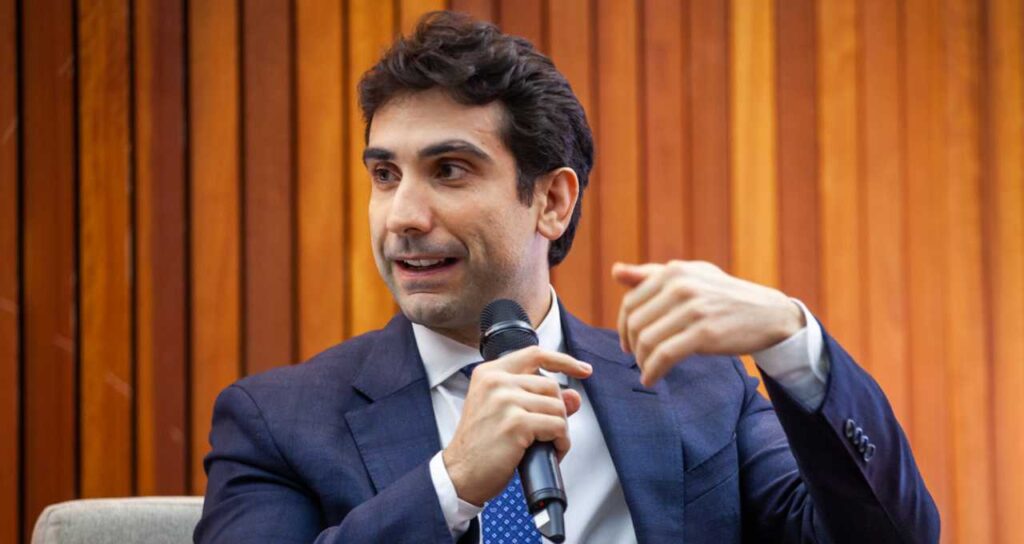 Acompanhe ao Vivo: Sabatina de Galípolo no Senado - Detalhes e Análises