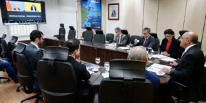 Alckmin e Ministro Chinês Discutem Comércio em Videoconferência: Detalhes do Encontro