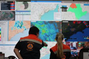 Frente fria avança sobre SP e pode causar temporais na Faixa Leste